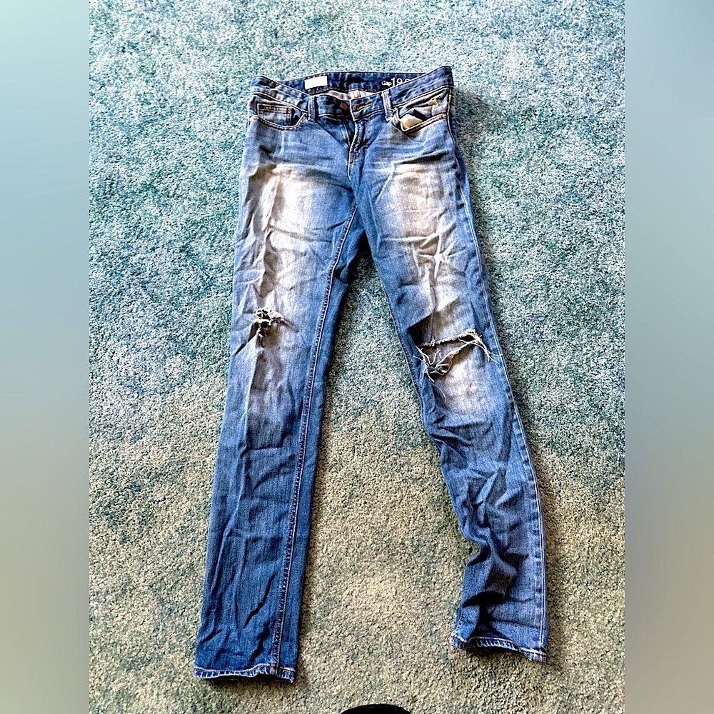Gap Jeans Size 27. Real Straight